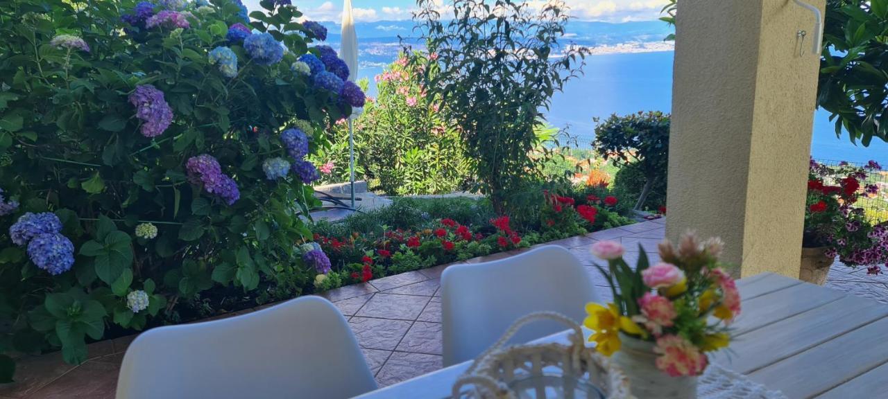 Apartments Villa Krasa ロヴラン エクステリア 写真